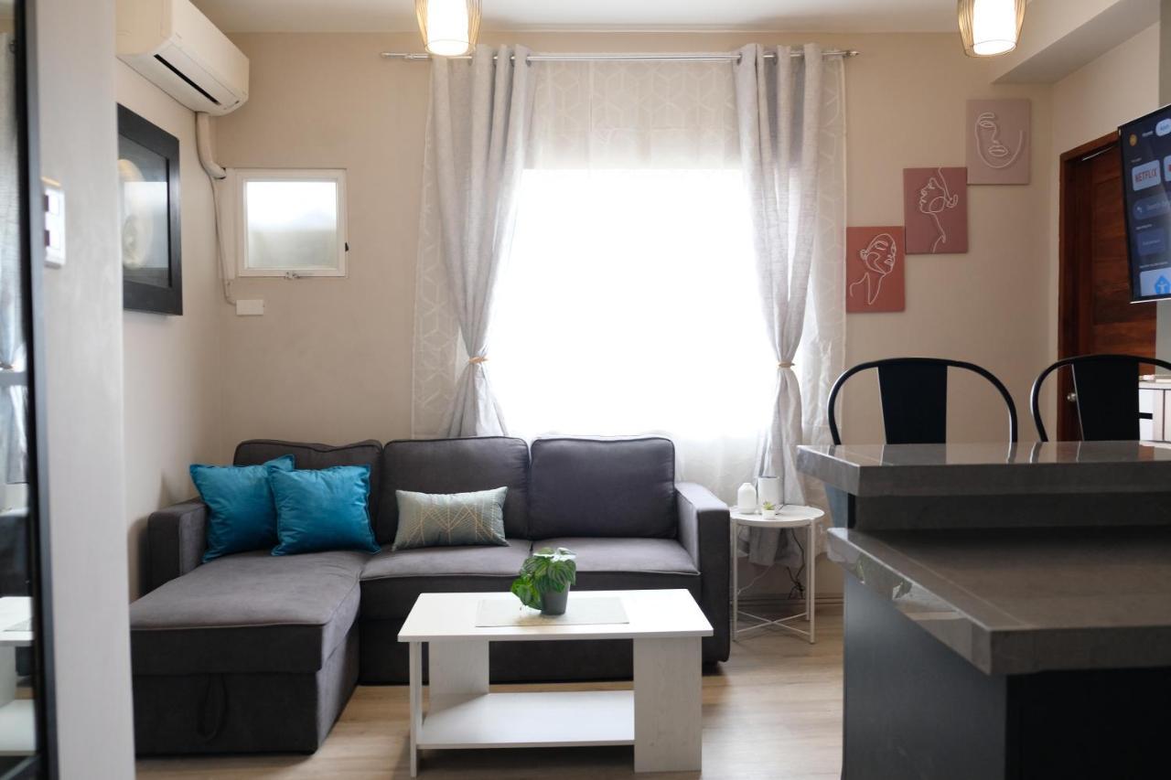 2-Bedroom Boutique City Condo - Newly Renovated! Cebu Stadt Exterior foto