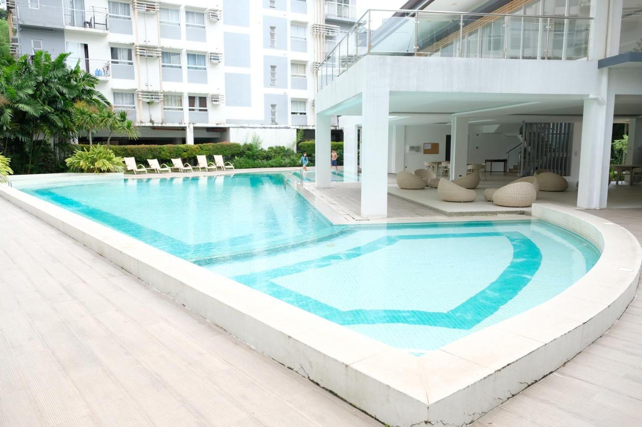 2-Bedroom Boutique City Condo - Newly Renovated! Cebu Stadt Exterior foto