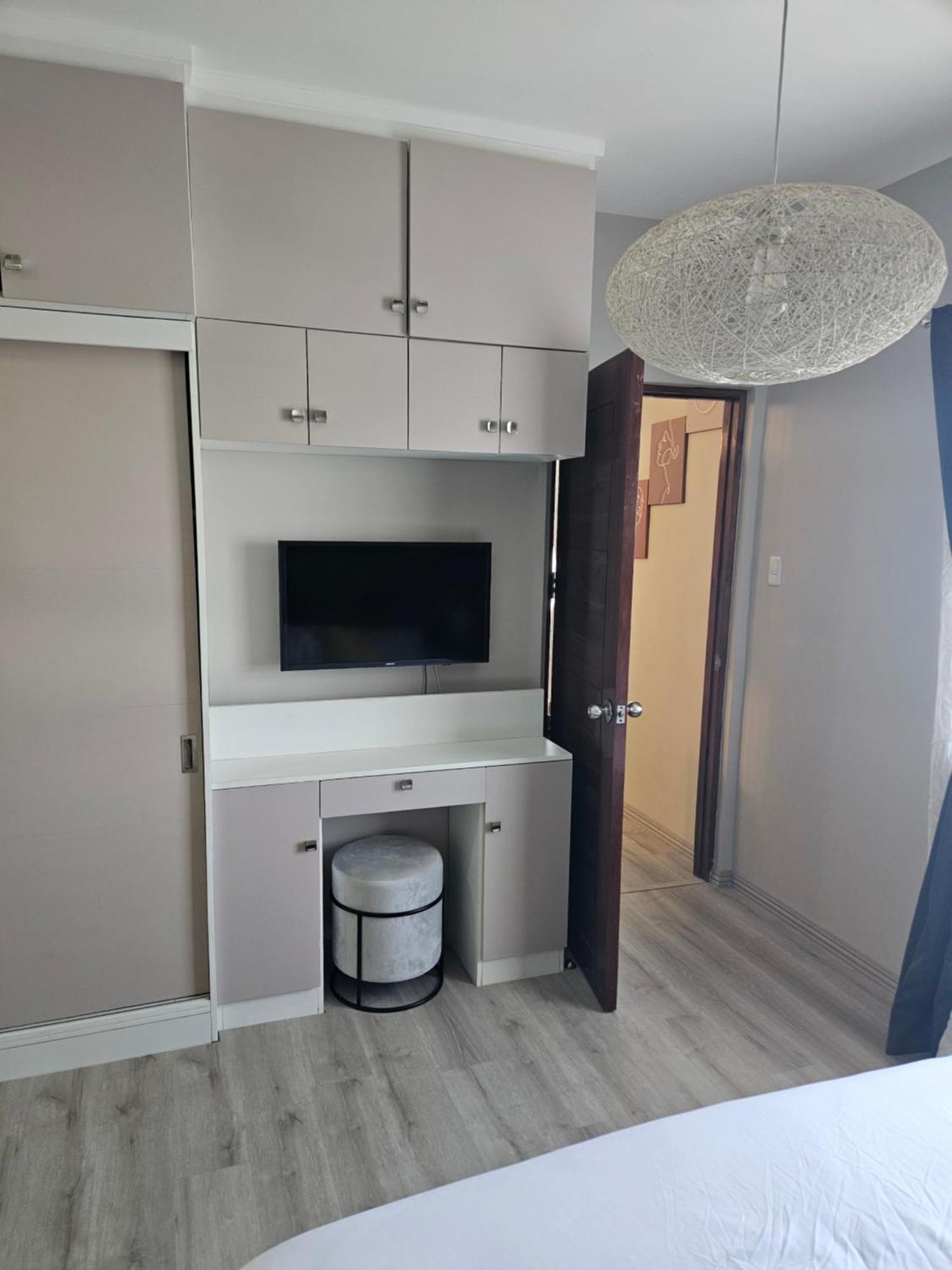 2-Bedroom Boutique City Condo - Newly Renovated! Cebu Stadt Exterior foto