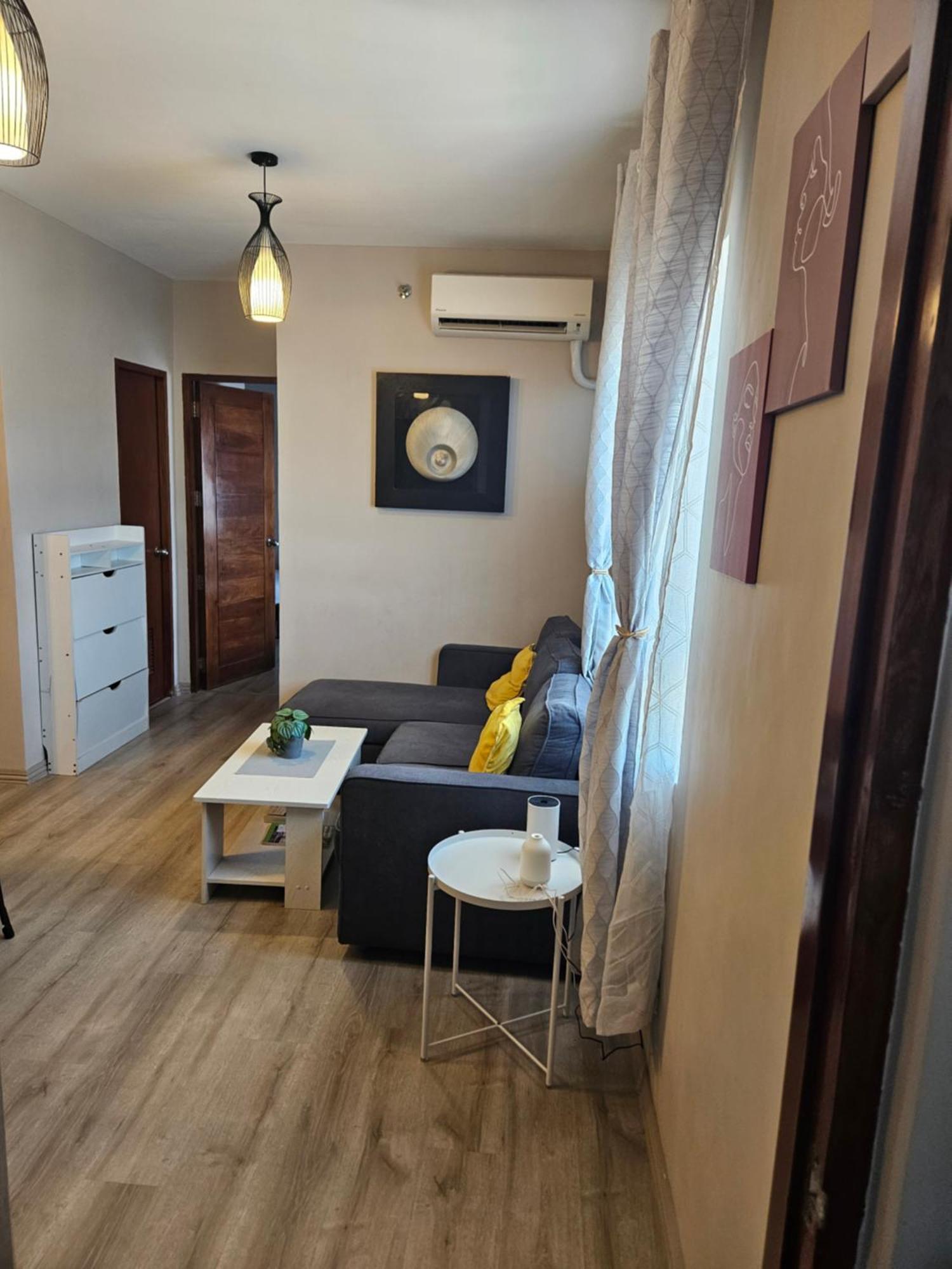 2-Bedroom Boutique City Condo - Newly Renovated! Cebu Stadt Exterior foto