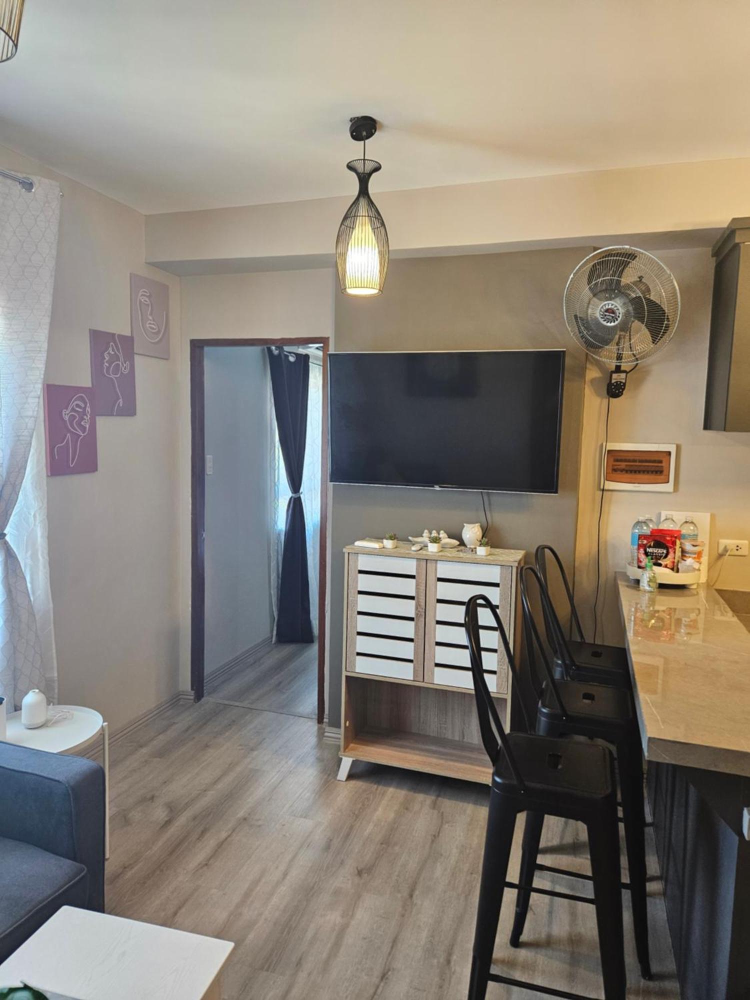 2-Bedroom Boutique City Condo - Newly Renovated! Cebu Stadt Exterior foto